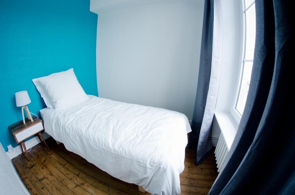 La Tour Louise Bed and Breakfast Μπαγιέ Δωμάτιο φωτογραφία